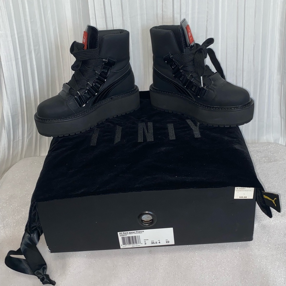 Fenty Puma, Rihanna SB Black Eyelet boots US size 4